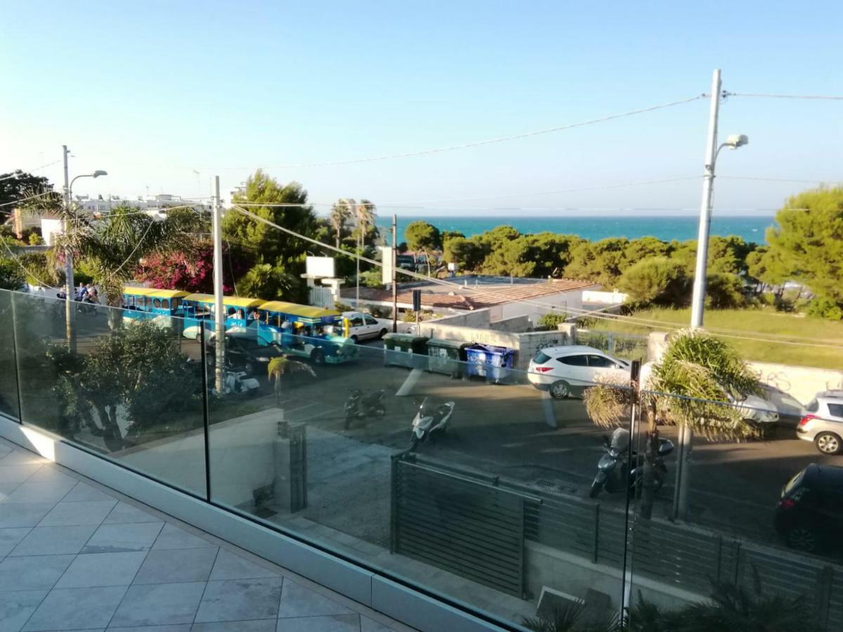 Acquamarina Hotel Torre dell'Orso Bagian luar foto